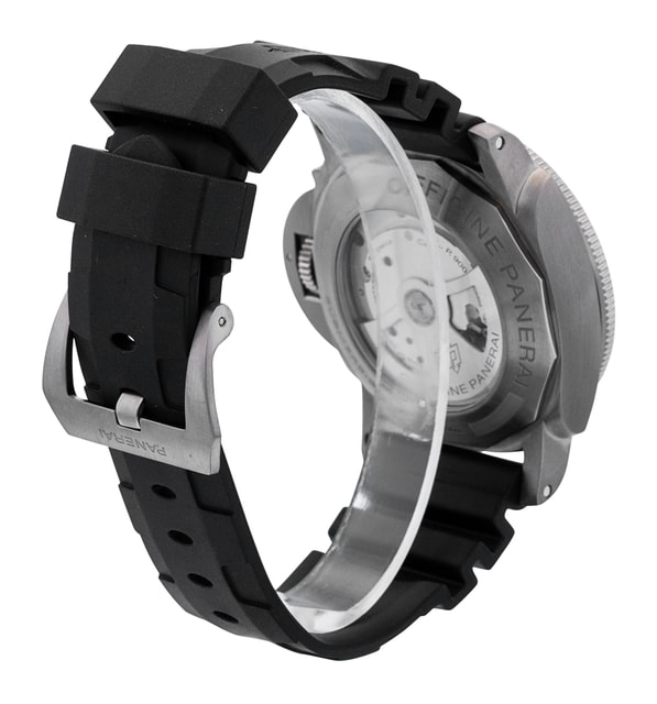 Panerai Luminor Submersible PAM00305 Image 3